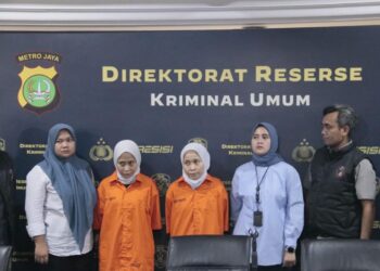 Polisi Tangkap si Kembar Rihana Rihani Modus HP Pre Order Raup Puluhan Miliar