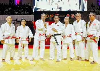 Sabuk Hitam Judo Bagi Kapolri, Hadiah Lain Kala Hari Bhayangkara Ke-77