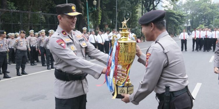 Harumkan Nama Polda Metro Jaya, 10 Personel Mendapatkan Penghargaan