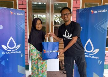 Karyawan XL Axiata Salurkan Bantuan ke Lembaga Kesejahteraan Sosial Lanjut Usia, Rumah Tahfidz & Masyarakat Lansia di Cianjur 
