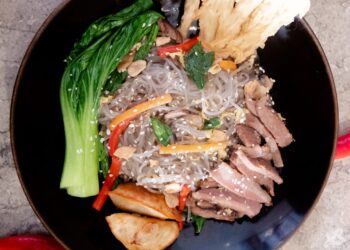 Ada Makanan Khas Korea di ASTON Anyer, Cobain Yuk