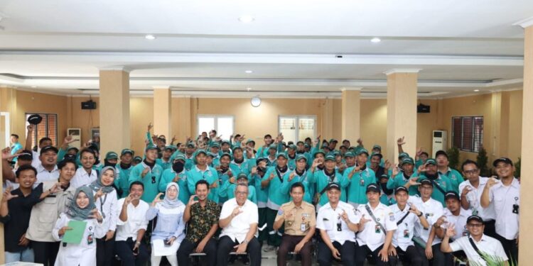 Jaga Keindahan Kota, Benyamin Buka Pelatihan untuk Petugas Pemeliharaan Taman