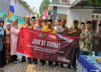 “Jum’at Curhat” Polres Tangsel, Serap Keluhan Warga RW.08 Kel. Sawah Baru