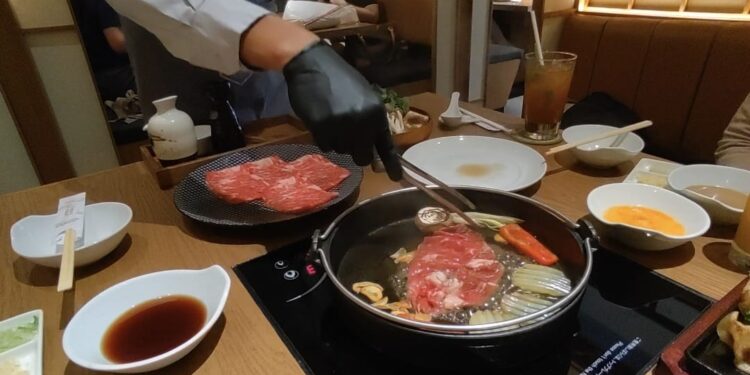 Hadir di Alam Sutera, Hotaru Shabu-Shabu Tawarkan Daging Wagyu Premium