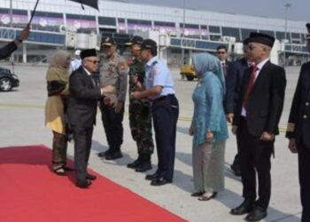 Pj Sekda Provinsi Banten Virgojanti Antar Keberangkatan Wapres RI KH Ma’ruf Amin Kunjungan Kerja ke Tiongkok