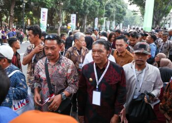 Pj Gubernur Banten Al Muktabar Ajak Masyarakat Jaga dan Lestarikan Lingkungan