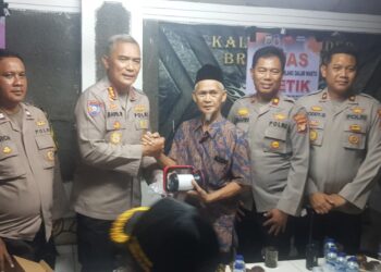 Cegah Gangguan Kamtibmas, Dirbinmas Polda Metro Berdialog Bersama Warga Poskamling RW 08 Pancoran