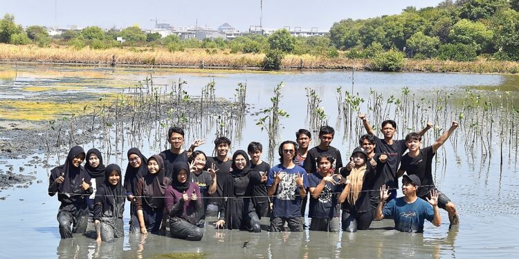 Rampungkan Program Inkubasi Sinergi Puluhan Organisasi Mahasiswa Naik Kelas