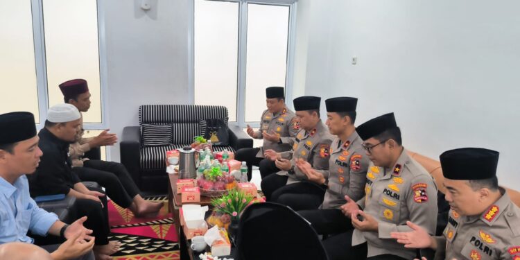 Silaturahmi dengan Kaops NCS Polri, UAS Serukan Masyarakat Jaga Ketertiban Jelang Pemilu