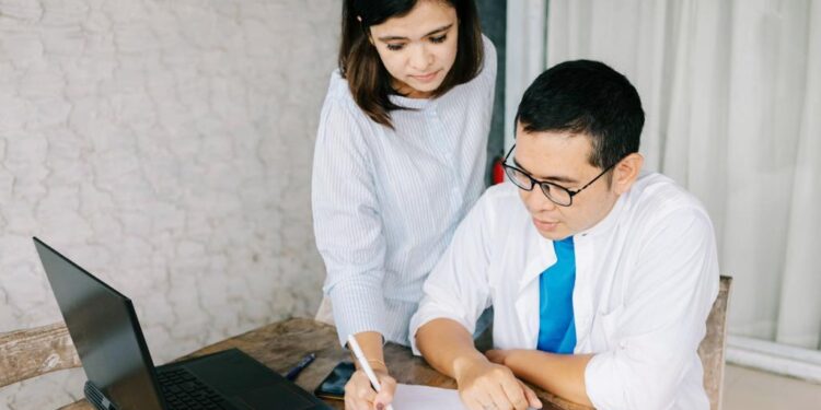 Sehat Finansial Jelang Akhir Tahun ala Astra Life Cek 5 Indikatornya