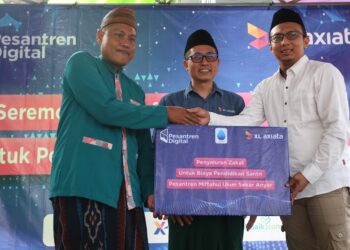XL Axiata Ajarkan Solusi IoT Untuk Budidaya Maggot di Pesantren