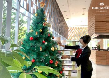 Natal Lebih Berwarna Di Hotel Santika Premiere Ice-Bsd City