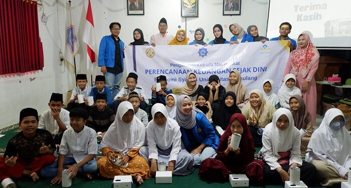 Mahasiswa Prodi Ekonomi Syariah Mengadakan PKM Mahasiswa: Perencanaan Keuangan Sejak Dini di Yayasan Taman Mandiri Syariah