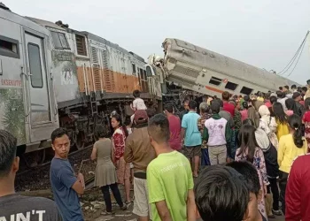 Polisi Mengidentifikasi Korban Meninggal Kecelakaan Kereta Api Bandung