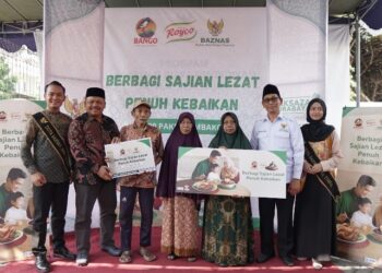 BAZNAS Bersama Bango dan Royco Bagikan 10.000 Paket Sembako Pada Kaum Duafa di 9 Kota di Indonesia