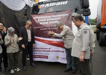Wamentan Optimis Indonesia Menjadi Produsen Suplemen Pakan Ternak Dunia