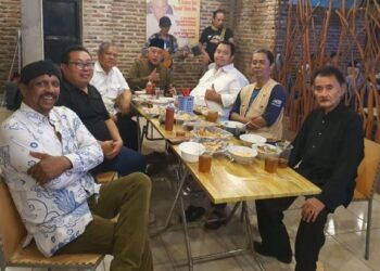 Petinggi PUB, Mengawali Aktifitas 2024 di PUJASERA UMKM Pers Anak Bangsa