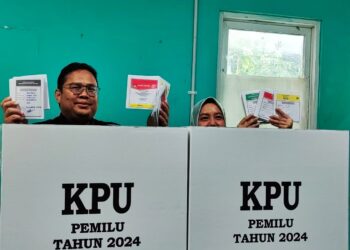 Ketua Bawaslu RI Rahmat Bagja Nyoblos di TPS 126 Jombang Ciputat Tangsel, Pantau Langsung Penyelenggaraan Pemilu 2024