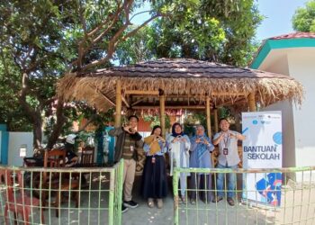 Sinar Mas Land Beri Bantuan Sarana Prasarana dan Edukasi Peduli Lingkungan di Tangerang Selatan