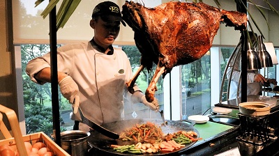 Ramadhan Feast: Paket Buffet Iftar di Hotel Santika BSD City