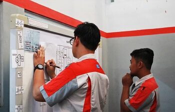 Team Astra UD Trucks dan Pengemudi Indonesia Siap Bersaing di Ajang Internasional: UD Gemba Challenge dan UD Extra Mile Challenge 2024
