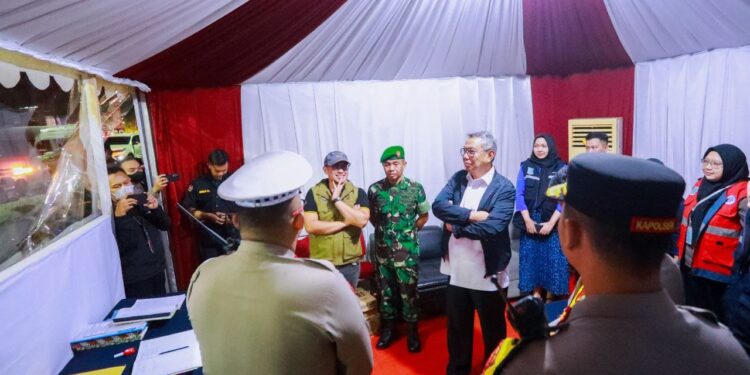 Pastikan Idulfitri Aman, Benyamin Tinjau Pos Pantau Lebaran
