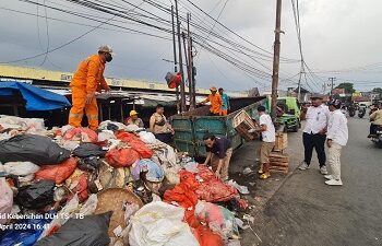 Pemkot Tangsel Angkut Ratusan Ton Sampah Selama Libur Lebaran