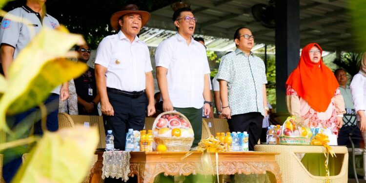 Hadiri Peringatan Hari Buruh, Bambang Sekda Tangsel Ajak Serikat Buruh dan Pengusaha Ciptakan Iklim Usaha Yang Kondusif