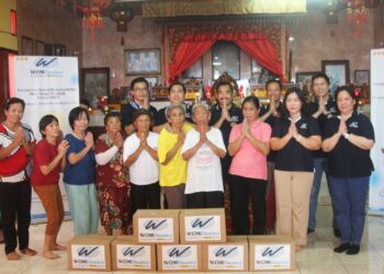 WOM Finance Berikan Bantuan ke Vihara Serentak di 11 Kota