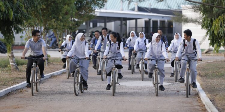 Selama 2023, MIND ID Optimalkan Program TJSL Bagi Pendidikan, Lingkungan, dan UMK