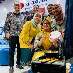 Konsisten Dukung Digitalisasi UKM, XL Axiata Sosialisasi Solusi Digital dan Sisternet di HUT ke-44 DEKRANAS