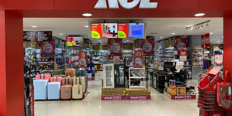 BOOM SALE Hadir Kembali di ACE Hardware Living Plaza Ciputat , Belanja Lebih Hemat dan Happy juga bisa Anda nikmati di seluruh Toko ACE Indonesia!