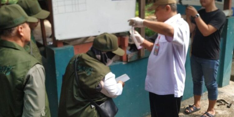 Lakukan Pengecekan, Pemkot Tangsel Pastikan Hewan Kurban Aman dan Bebas Penyakit
