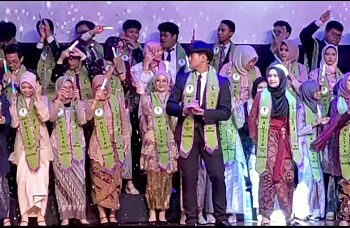 25 Siswa SMA Auliya Bintaro Lolos PTN, 1 diantaranya ke University of Toronto Canada