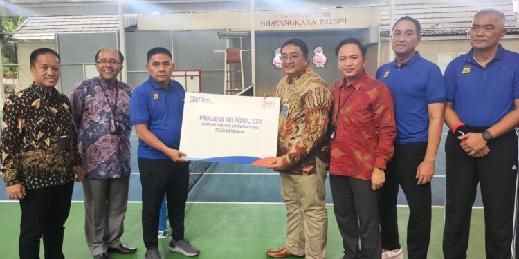 BRI Kanwil Jakarta 2 Serahkan CSR ke Polda Metro Jaya