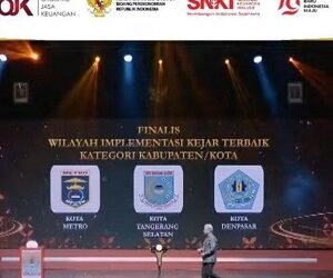 Dukung Program Satu Rekening Satu Pelajar, Pemkot Tangsel Raih Penghargaan dari OJK