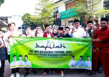 Sambut Pawai Ta’aruf STQ Kelurahan Pondok Aren, Benyamin: Kembangkan Potensi Qori dan Qoriah
