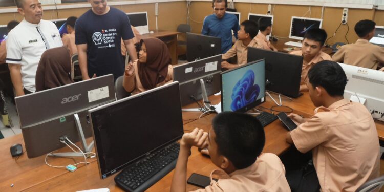Luncurkan Lagi Gerakan Donasi Kuota, XL Axiata Hibahkan 3 Juta MB Kuota untuk Puluhan Sekolah