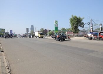 Pemkot Tangsel Lebarkan Jalan Raya Rawa Buntu; Progres Sudah Capai 99 Persen