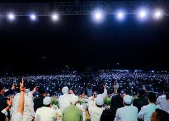 Semarak HUT ke-16, Puluhan Ribu Masyarakat Berkumpul dalam Tangsel Bersholawat