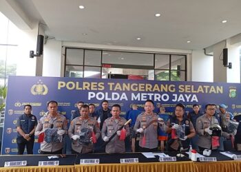 Polres Tangsel Gelar Konferensi Pers Terkait Kasus Penganiayaan, Pengeroyokan, dan Pencurian di Ciputat Timur