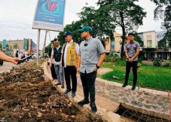 Tinjau Relokasi Kabel ke Bawah Tanah, Pilar: Kalau Masih Bandel, Kita Potong!