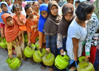 Ibu-ibu di Wilayah Serpong Utara Mengeluh Gas Melon Langka