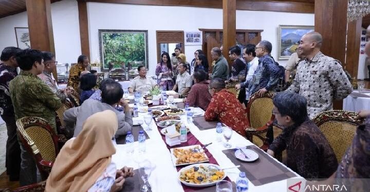 Presiden Prabowo Temui Pimpinan Redaksi Media di Hambalang, Bahas Teror terhadap Jurnalis dan Etika Komunikasi Publik