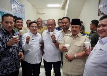 Rumah Susu Sentul Diapresiasi, Kepala BGN Serukan Ada Susu di Menu MBG