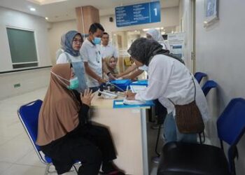 Bakti Sosial Operasi Soft Tissue Tumor: Wujud Syukur dan Komitmen Pelayanan Primaya Hospital Pasar Kemis di Usia ke-4