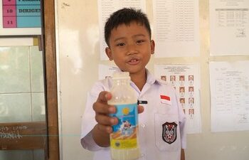 Kapal Pertama Jagung NTB Sandar di Surabaya, Kementan Dukung Distribusi Pakan Ternak Jadi Makin Efisien!