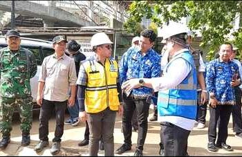 Saluran Air Meluap, Pemkot Tangsel Bergerak Cepat Atasi Krisis Drainase