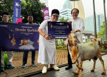 Rayakan Idul Adha 1446 H XLSMART Salurkan Hewan Kurban untuk Masyarakat