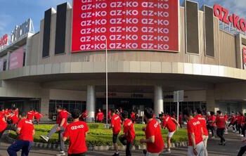 Tingkatkan Pola Hidup Sehat, AZKO QBIG BSD Gelar Olah Raga Body Combat